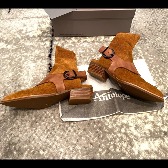 Antelope genuine suede booties. NWOT. Original box and dust bag included - Picture 10 of 12